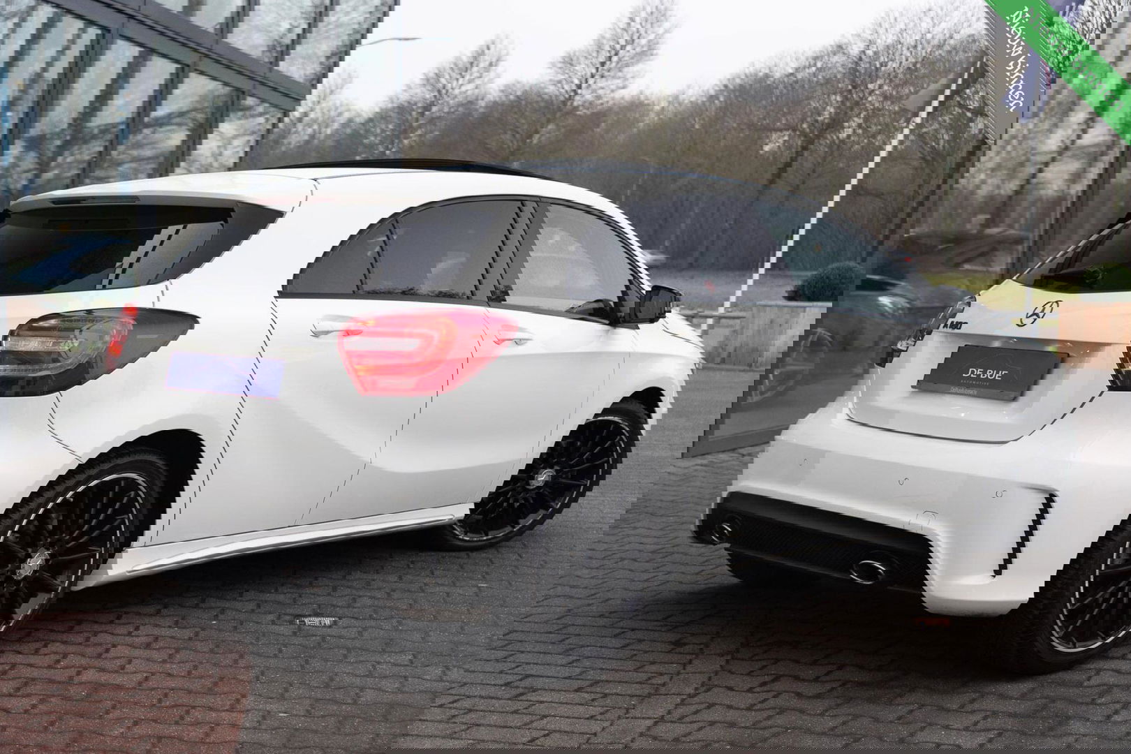 Mercedes-Benz A-Klasse 180 AMG|Org NL NAP|2e Eig|7G Automaat|Panoramadak|Xenon|Leder|Navi|Keurig Onderhouden