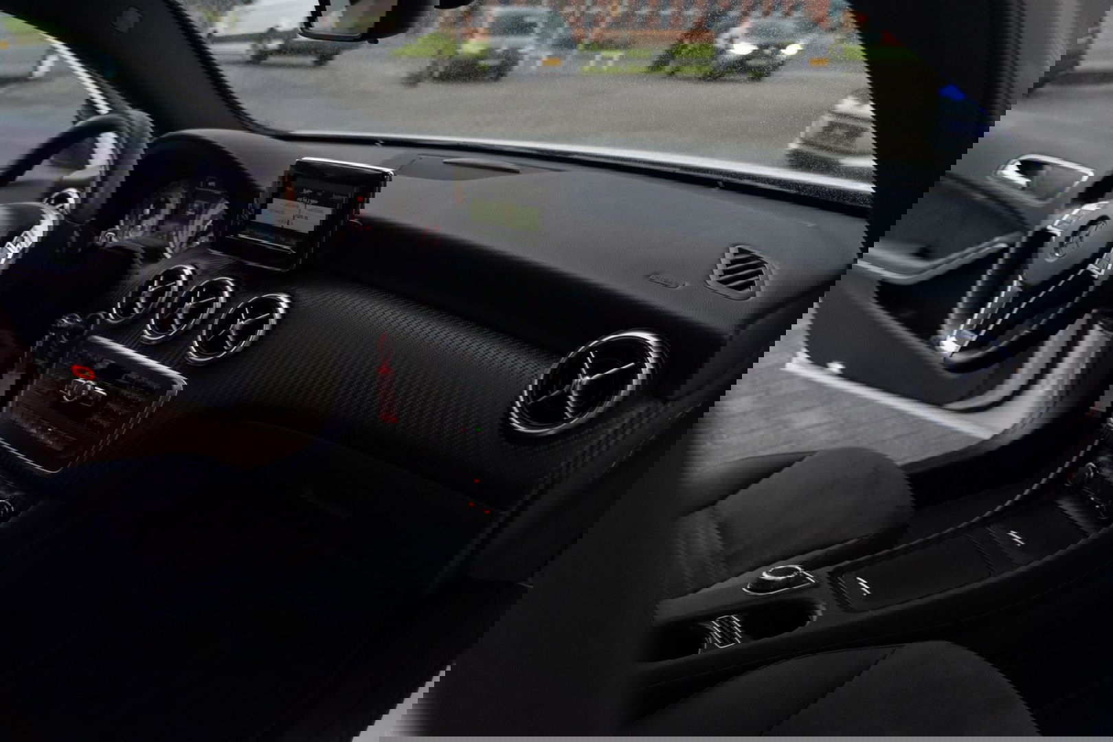 Mercedes-Benz A-Klasse 180 AMG|Org NL NAP|2e Eig|7G Automaat|Panoramadak|Xenon|Leder|Navi|Keurig Onderhouden