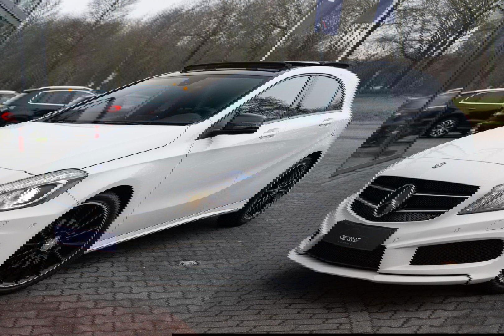 Mercedes-Benz A-Klasse 180 AMG|Org NL NAP|2e Eig|7G Automaat|Panoramadak|Xenon|Leder|Navi|Keurig Onderhouden