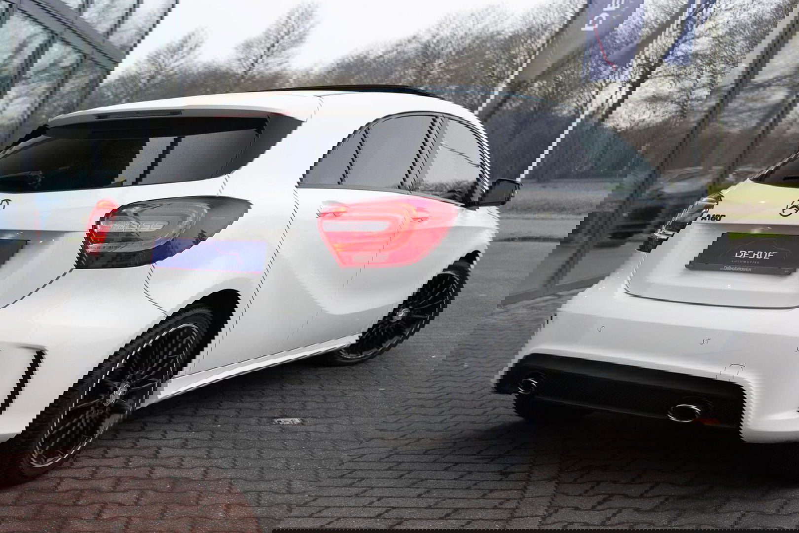 Mercedes-Benz A-Klasse 180 AMG|Org NL NAP|2e Eig|7G Automaat|Panoramadak|Xenon|Leder|Navi|Keurig Onderhouden