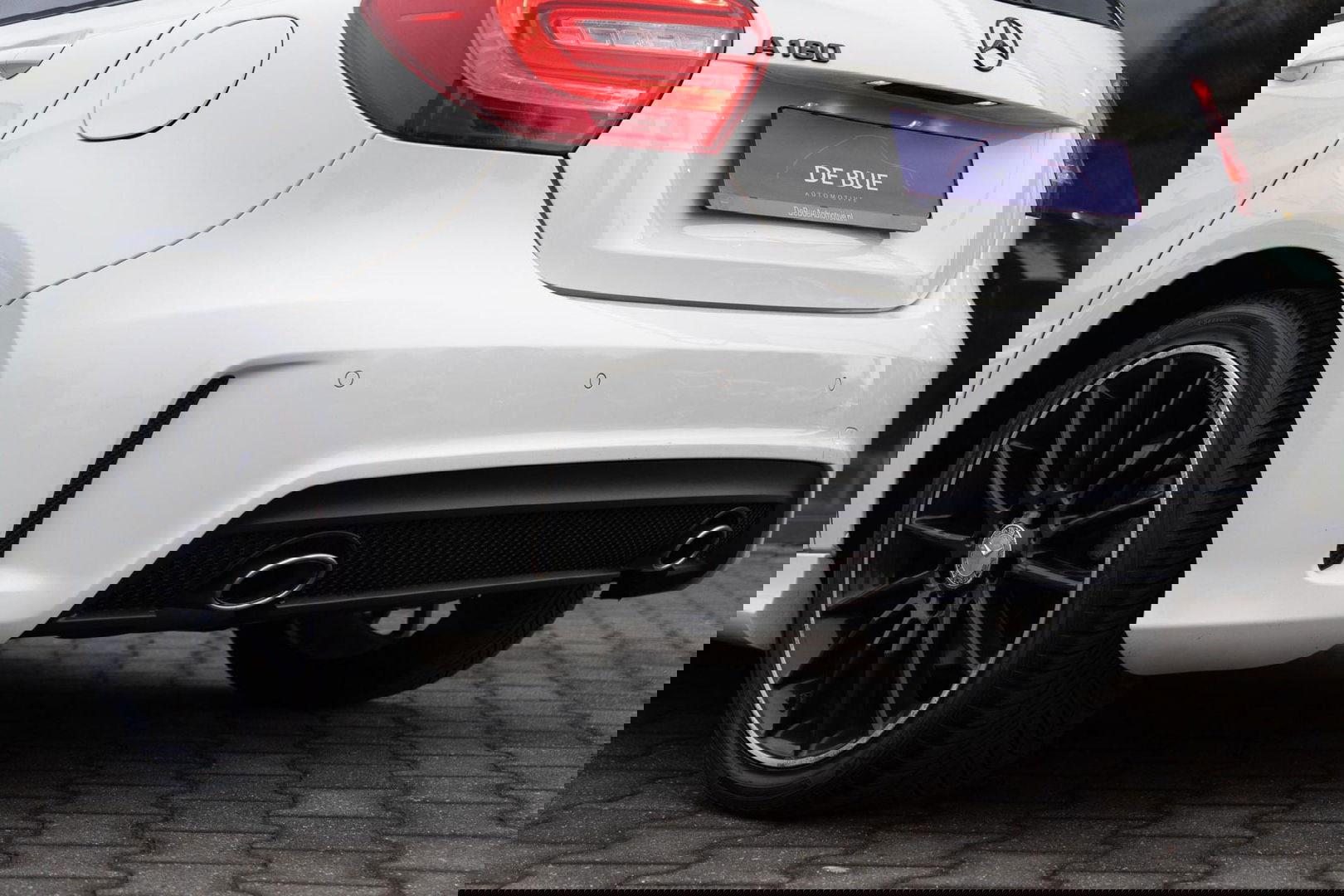 Mercedes-Benz A-Klasse 180 AMG|Org NL NAP|2e Eig|7G Automaat|Panoramadak|Xenon|Leder|Navi|Keurig Onderhouden