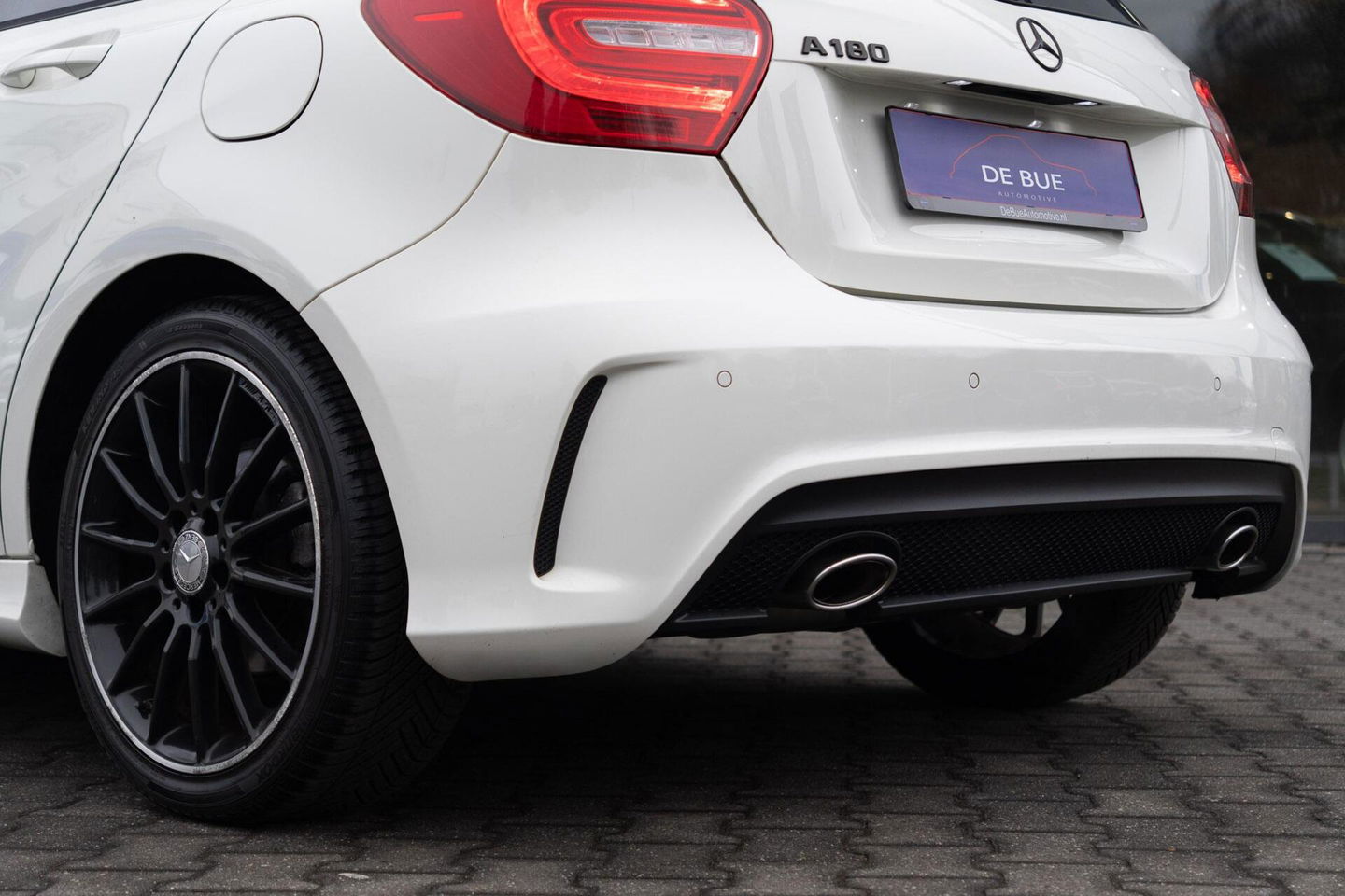 Mercedes-Benz A-Klasse 180 AMG|Org NL NAP|2e Eig|7G Automaat|Panoramadak|Xenon|Leder|Navi|Keurig Onderhouden