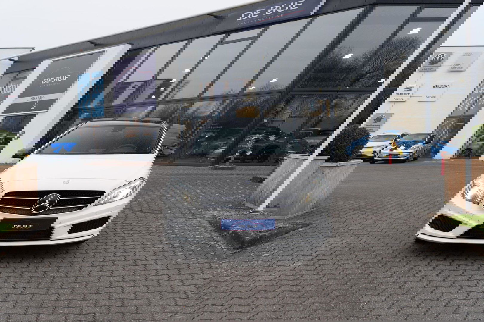 Mercedes-Benz A-Klasse 180 AMG|Org NL NAP|2e Eig|7G Automaat|Panoramadak|Xenon|Leder|Navi|Keurig Onderhouden