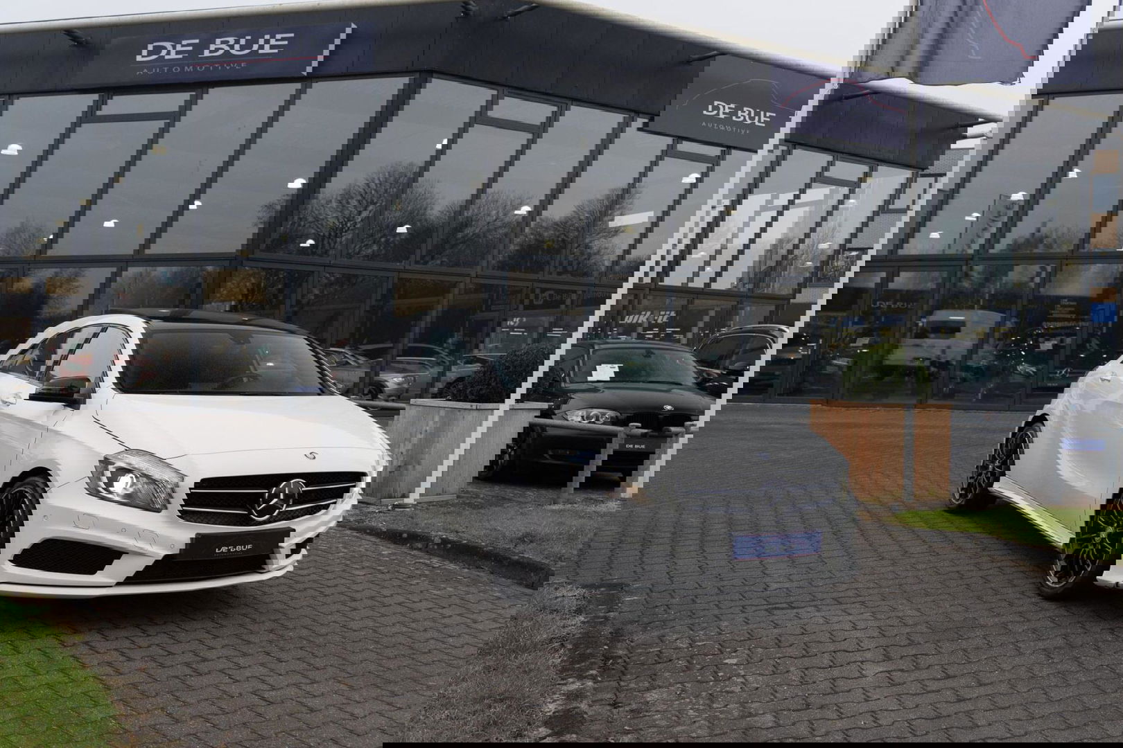 Mercedes-Benz A-Klasse 180 AMG|Org NL NAP|2e Eig|7G Automaat|Panoramadak|Xenon|Leder|Navi|Keurig Onderhouden