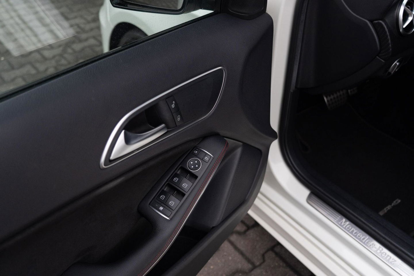 Mercedes-Benz A-Klasse 180 AMG|Org NL NAP|2e Eig|7G Automaat|Panoramadak|Xenon|Leder|Navi|Keurig Onderhouden