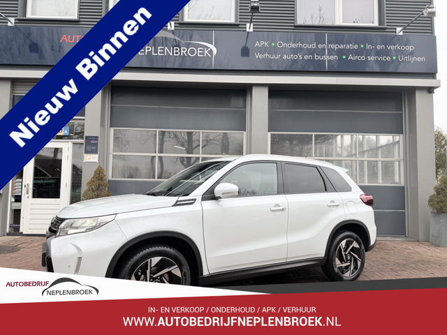 Suzuki Vitara - 1.5 Hybrid Style Automaat Panodak 25.103 KM 10 jaar Garantie 2025