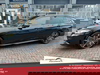 Volkswagen Passat - Variant 1.5 eTSI R-Line Edition 150pk | Pano | IQ.Light | ACC | Ergo active + massage