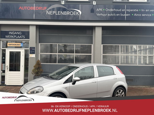 Fiat Punto - Evo 0.9 TwinAir Lounge (5-drs Hatchb.)  02-2016 85.188 KM
