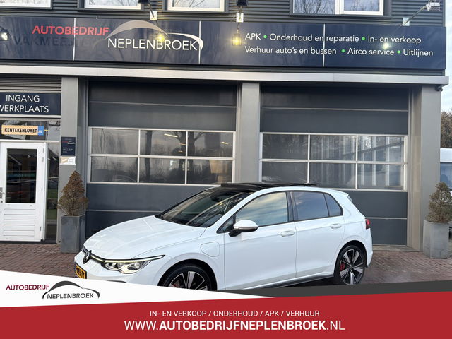 Volkswagen Golf - 1.4 eHybrid GTE | Pano | Winterpakket | Mistlampen | Camera |  03-2021 51.500 KM