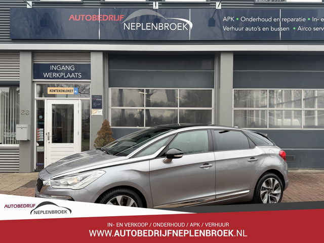 DS DS 5 - 1.6 THP Business Executive 2016 Panodak,18inch,Trekhaak,Camera,Cruise 2016 Luxe uitvoering