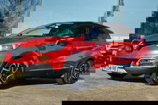 Renault Captur - 1.2 TCE AUT. HELLY HANSEN | CAMERA | TREKHAAK | CRUISE| CLIMATE | LMV