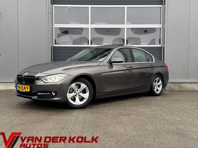 BMW 3 Serie - 320i High Executive | Panorama | Leder | Xenon | Carplay| Navigatie | Cruise | Climate