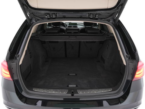 BMW 3 Serie Touring 320d EDE Executive Aut. *PANO | LEATHER | FULL-LED | DIGI-COCKPIT | HEATED-SPORTSEATS | NAVI-FULLMAP | PRIVACY-GLASS | ECC | KEYLESS | LANE-ASSIST | PDC | CRUISE | TOWBAR | 18''ALU*