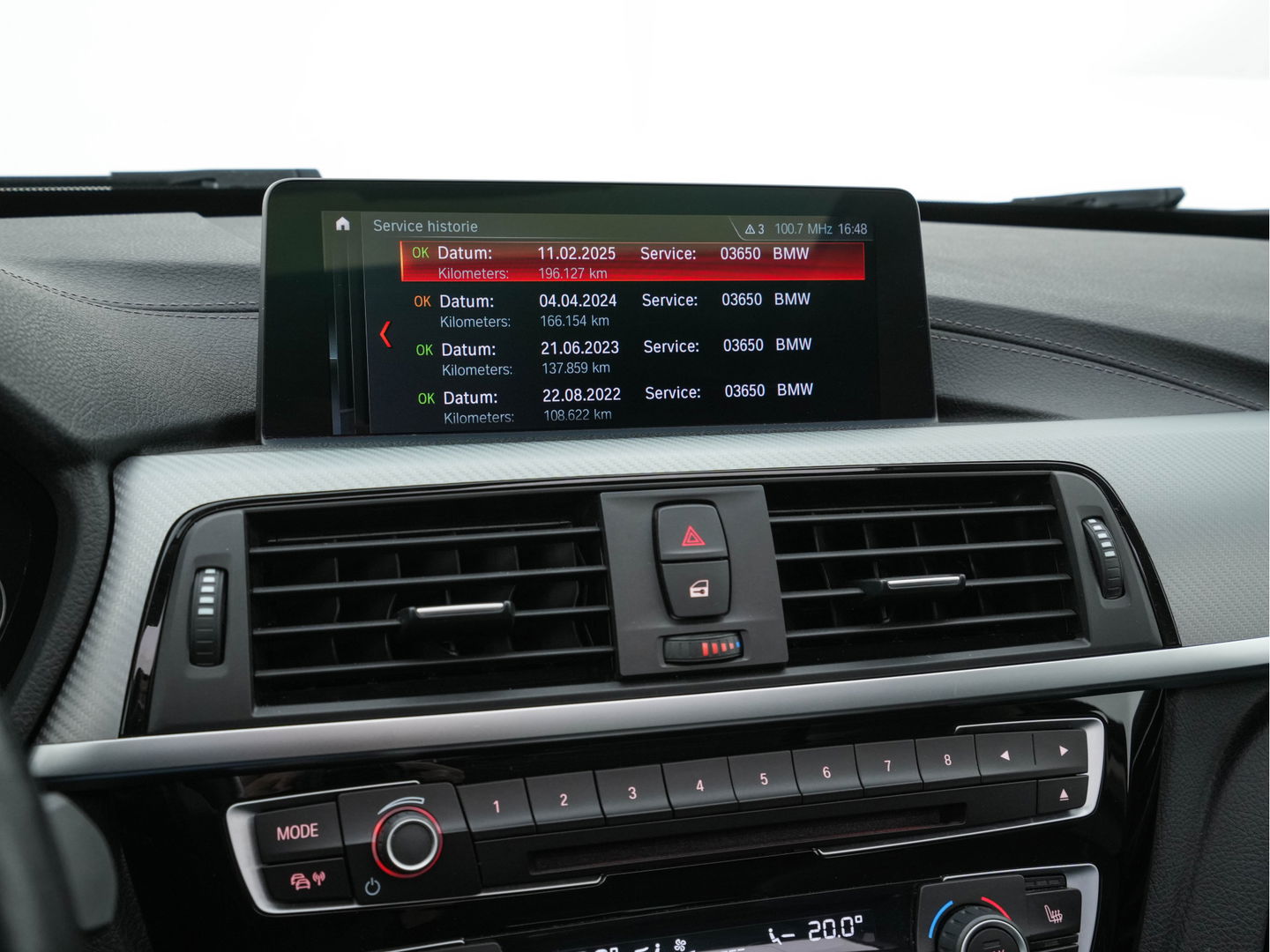 BMW 3 Serie Touring 320d EDE Executive Aut. *PANO | LEATHER | FULL-LED | DIGI-COCKPIT | HEATED-SPORTSEATS | NAVI-FULLMAP | PRIVACY-GLASS | ECC | KEYLESS | LANE-ASSIST | PDC | CRUISE | TOWBAR | 18''ALU*