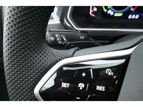 Volkswagen Tiguan 1.4 TSI eHybrid R-Line Black Style | Pano | HUD | 360cam | Elek. Trekhaak | 4x Stoelverw. | Keyless | 20'' | Adapt. Cruise