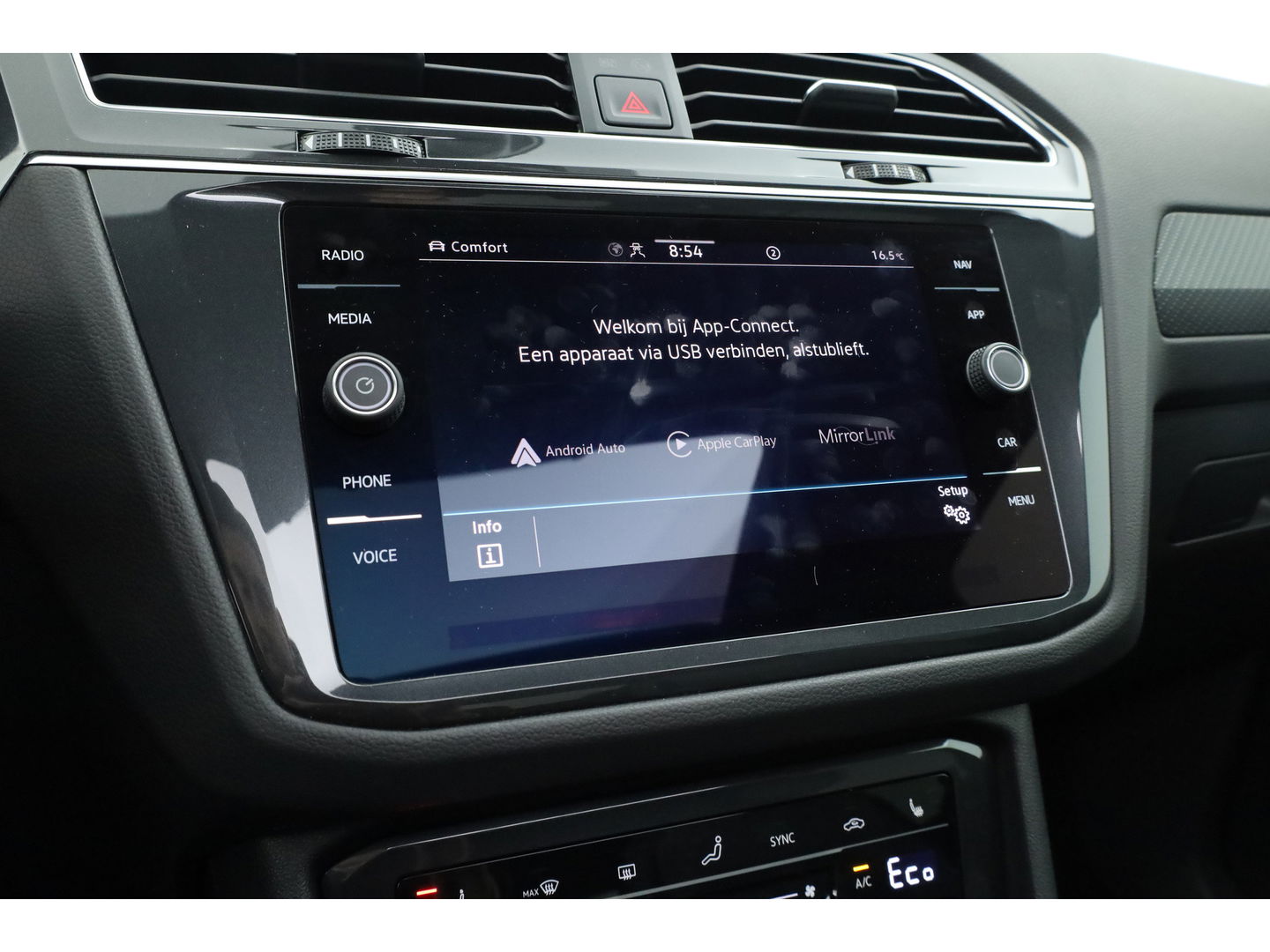 Volkswagen Tiguan 1.4 TSI eHybrid R-Line Black Style | Pano | HUD | 360cam | Elek. Trekhaak | 4x Stoelverw. | Keyless | 20'' | Adapt. Cruise