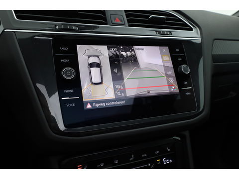 Volkswagen Tiguan 1.4 TSI eHybrid R-Line Black Style | Pano | HUD | 360cam | Elek. Trekhaak | 4x Stoelverw. | Keyless | 20'' | Adapt. Cruise