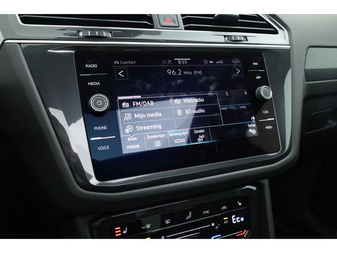 Volkswagen Tiguan 1.4 TSI eHybrid R-Line Black Style | Pano | HUD | 360cam | Elek. Trekhaak | 4x Stoelverw. | Keyless | 20'' | Adapt. Cruise