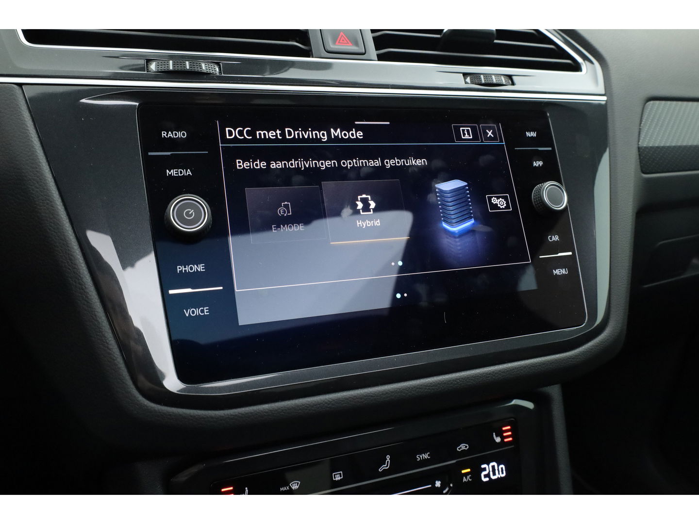 Volkswagen Tiguan 1.4 TSI eHybrid R-Line Black Style | Pano | HUD | 360cam | Elek. Trekhaak | 4x Stoelverw. | Keyless | 20'' | Adapt. Cruise