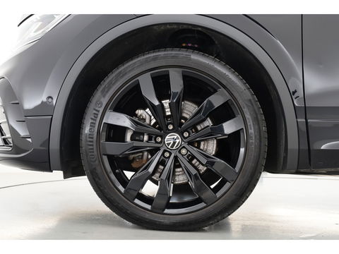 Volkswagen Tiguan 1.4 TSI eHybrid R-Line Black Style | Pano | HUD | 360cam | Elek. Trekhaak | 4x Stoelverw. | Keyless | 20'' | Adapt. Cruise