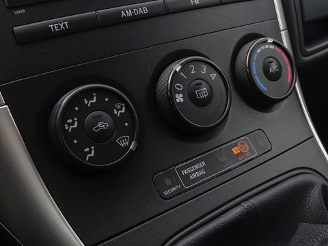 Toyota Auris 1.6 132pk / luxe pakket