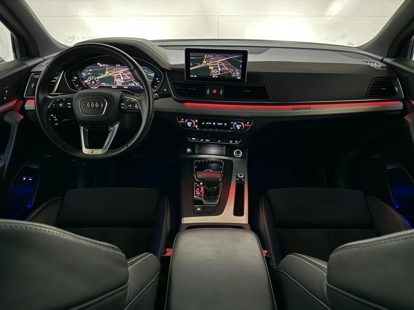 Audi Q5 50 TFSIe Quattro Black Edition S-Line Pano Sfeer Camera