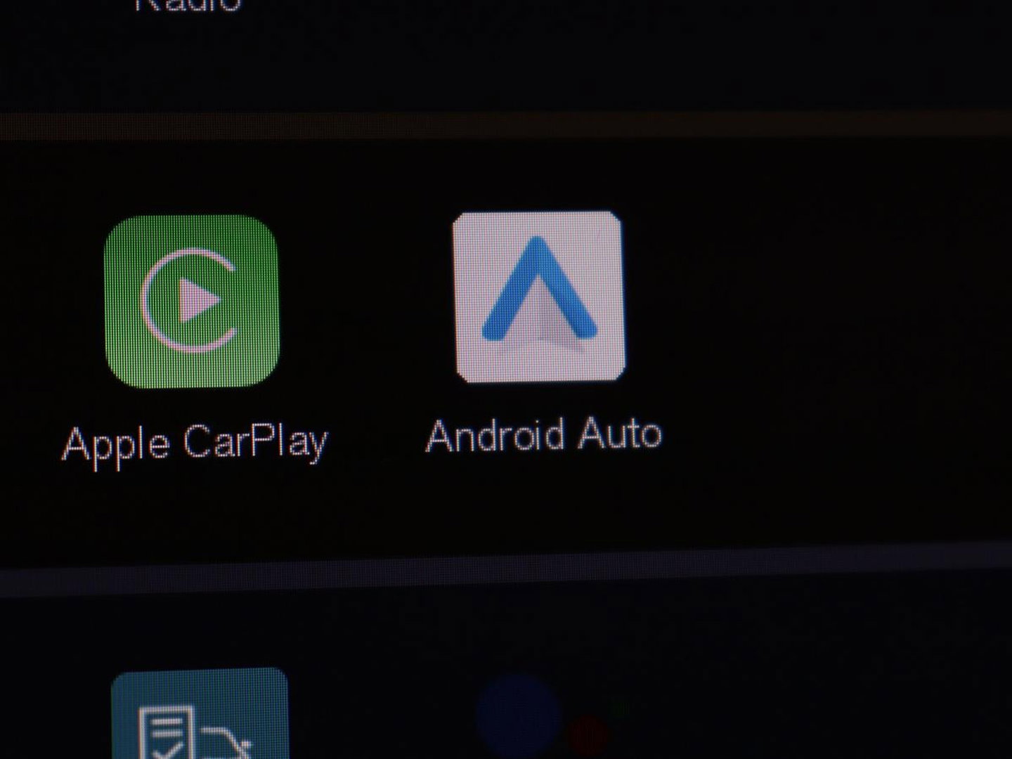 Volvo C40 Recharge Twin Intro Edition 78 kWh | SOH 89% | Panoramadak | 360 Camera | Stoelverwarming | Harman/Kardon | Warmtepomp | Adaptive cruise | Matrix LED | Carplay | Memory | Stuurverwarming