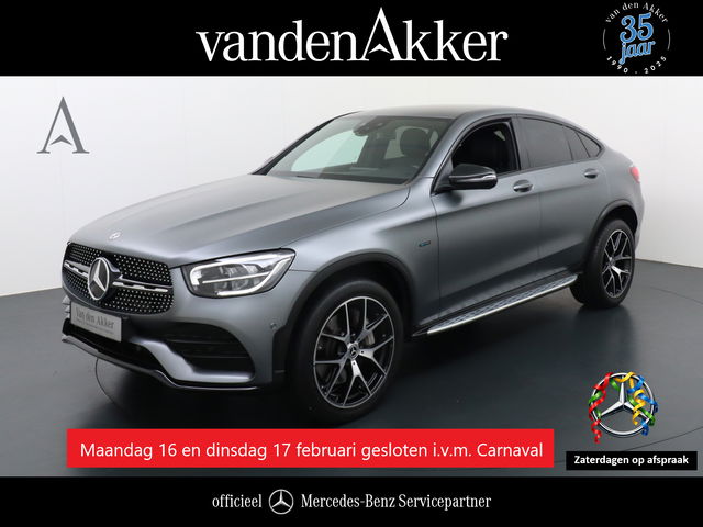 Mercedes-Benz GLC - 300e Coupé AMG 4Matic // Burmester / Magno Grijs // 20 inch // Treeplanken // Night pakket