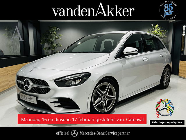 Mercedes-Benz B-Klasse - 180 AMG // Trekhaak // Camera // Elek. Achterklep // Carplay // LED Koplampen // Navigatie