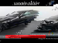 Mercedes-Benz CLA - Shooting Brake 200 AMG // Panoramadak // Sfeerverlichting // Privacy Glas // 19" Velgen // Carplay // Augmented Reality