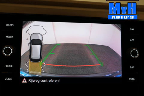 Volkswagen Taigo 1.0 TSI R-Line|IQ-LIGHT|STOELVERW|CAMERA|NAP