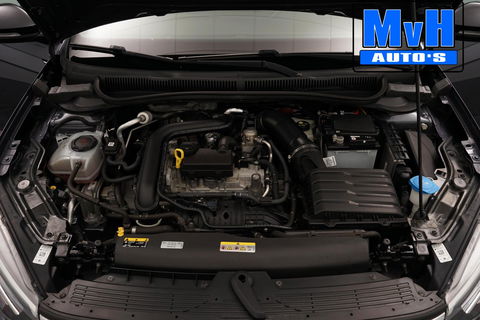 Volkswagen Taigo 1.0 TSI R-Line|IQ-LIGHT|STOELVERW|CAMERA|NAP