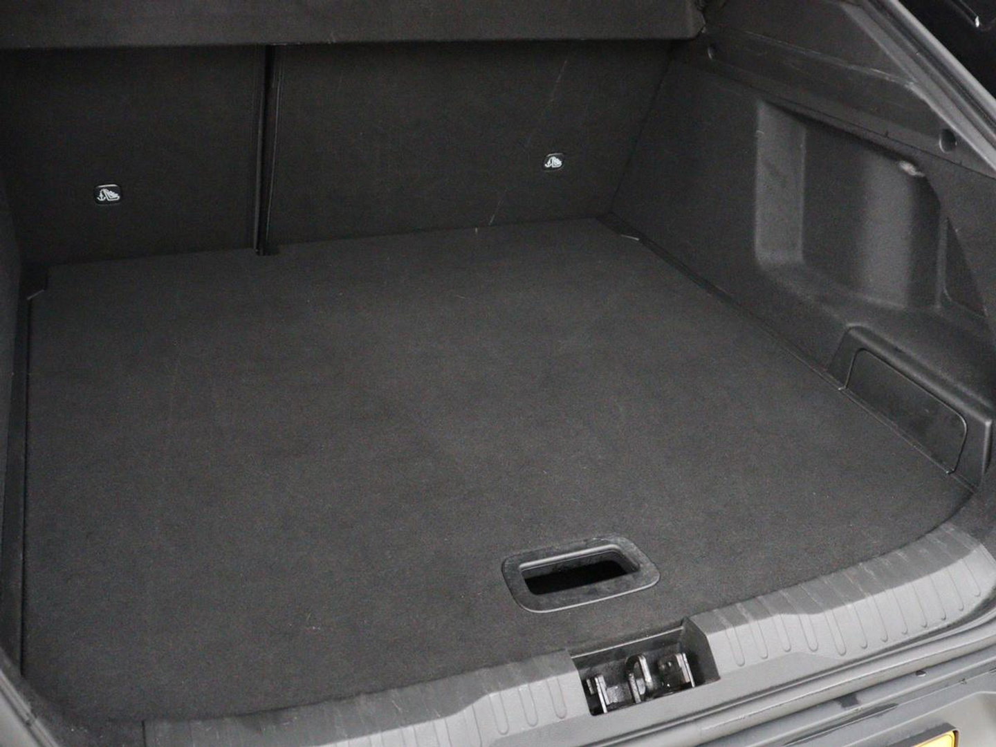 Renault Arkana 1.6 E-Tech Hybrid 145 R.S. Line | Leder/Alcantara | Stoelverwarming | Adaptive cruise | Camera | Carplay | Keyless | Park Assist | Full LED | Navigatie