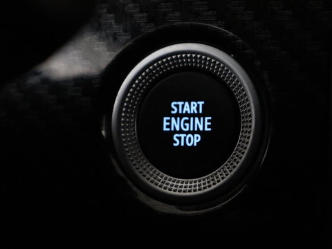 Renault Arkana 1.6 E-Tech Hybrid 145 R.S. Line | Leder/Alcantara | Stoelverwarming | Adaptive cruise | Camera | Carplay | Keyless | Park Assist | Full LED | Navigatie