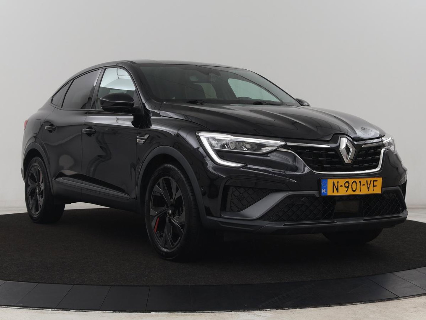 Renault Arkana 1.6 E-Tech Hybrid 145 R.S. Line | Leder/Alcantara | Stoelverwarming | Adaptive cruise | Camera | Carplay | Keyless | Park Assist | Full LED | Navigatie