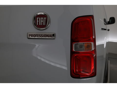 Fiat Scudo 1.5 MultiJet L3H1 | Side Bars | 3 pers. | Cruise | Bluetooth | DAB |