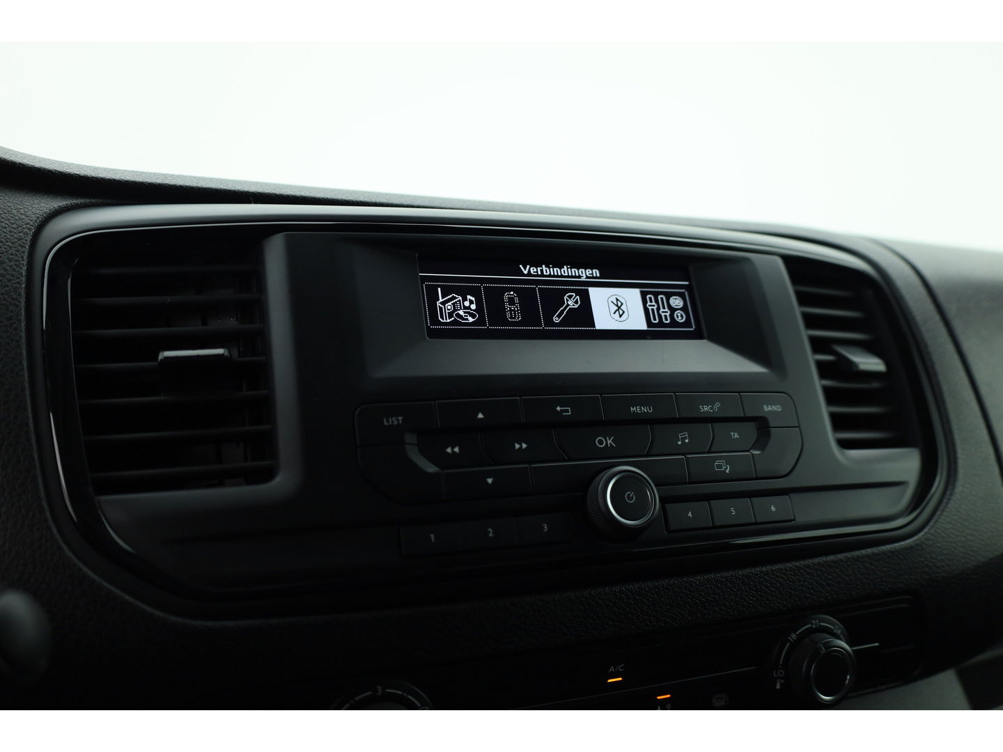 Fiat Scudo 1.5 MultiJet L3H1 | Side Bars | 3 pers. | Cruise | Bluetooth | DAB |