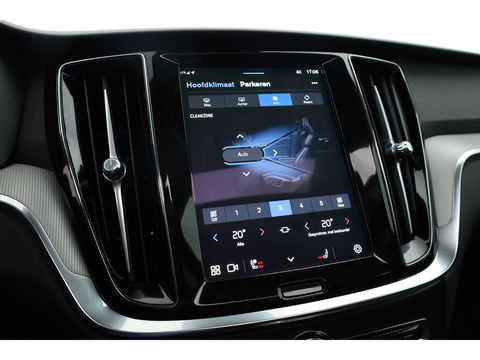 Volvo V60 2.0 T6 Plug-in hybrid AWD Plus Dark | Pano | 360 Camera | Elek trekhaak | H&K Audio | 4 stoel + stuurverw.|