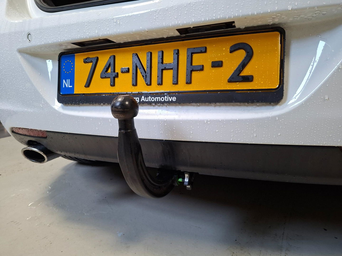 Opel Astra 1.6 Turbo Cosmo "Origineel NL!" Trekhaak Xenon Leer Stoelverwarming Bluetooth Navigatie Cruise-control Parkeersensoren