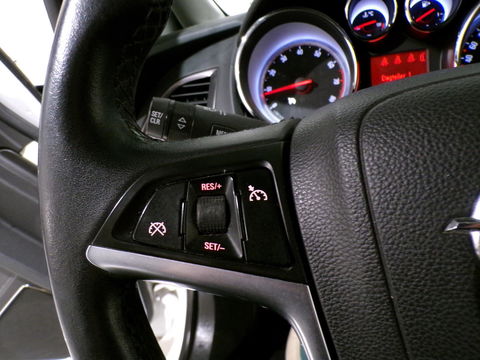 Opel Astra 1.6 Turbo Cosmo "Origineel NL!" Trekhaak Xenon Leer Stoelverwarming Bluetooth Navigatie Cruise-control Parkeersensoren