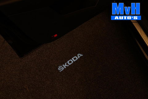 Škoda Karoq 1.0 TSI Style Business|PANO|LUXE!|TREKH|LED|ACC