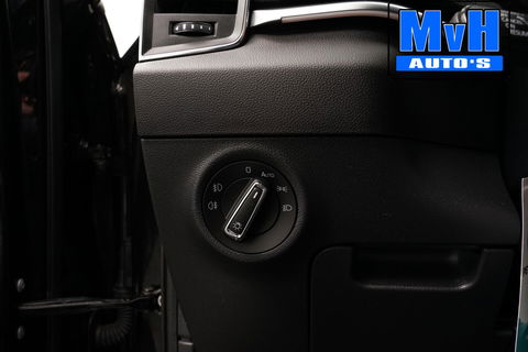 Škoda Karoq 1.0 TSI Style Business|PANO|LUXE!|TREKH|LED|ACC