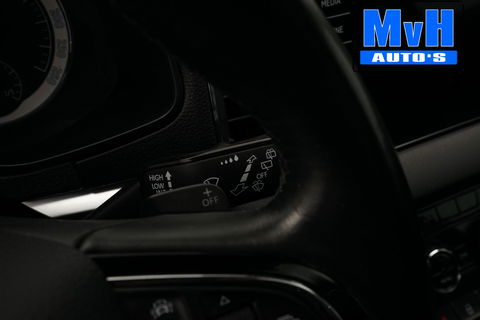 Škoda Karoq 1.0 TSI Style Business|PANO|LUXE!|TREKH|LED|ACC