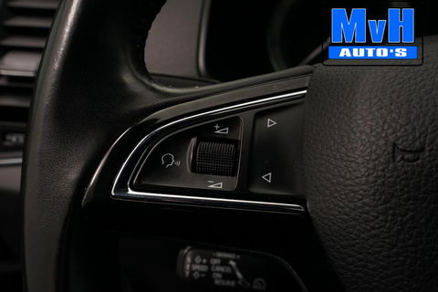 Škoda Karoq 1.0 TSI Style Business|PANO|LUXE!|TREKH|LED|ACC