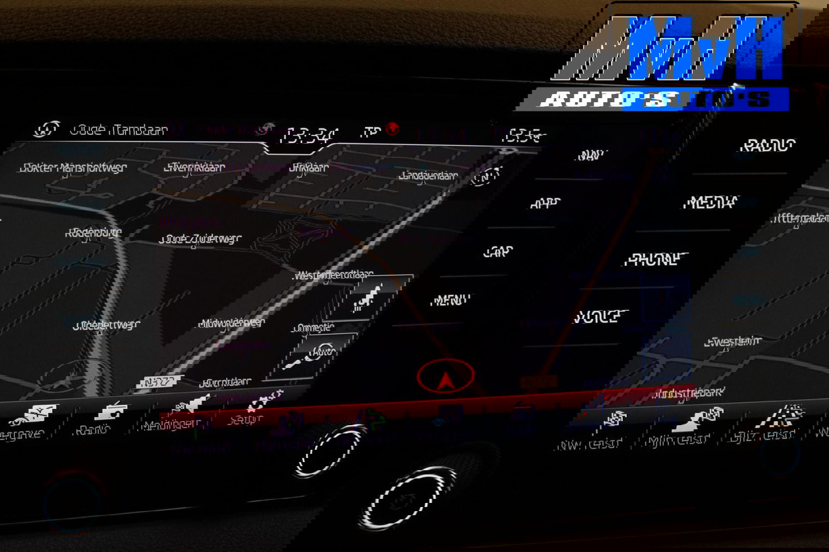 Škoda Karoq 1.0 TSI Style Business|PANO|LUXE!|TREKH|LED|ACC