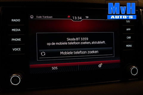 Škoda Karoq 1.0 TSI Style Business|PANO|LUXE!|TREKH|LED|ACC