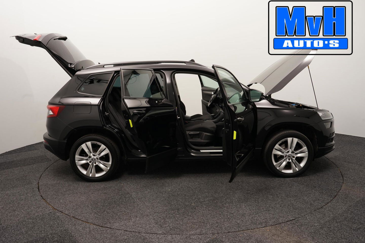 Škoda Karoq 1.0 TSI Style Business|PANO|LUXE!|TREKH|LED|ACC