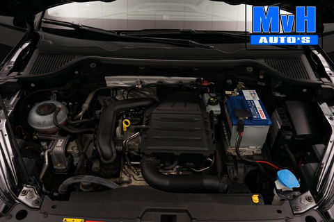 Škoda Karoq 1.0 TSI Style Business|PANO|LUXE!|TREKH|LED|ACC