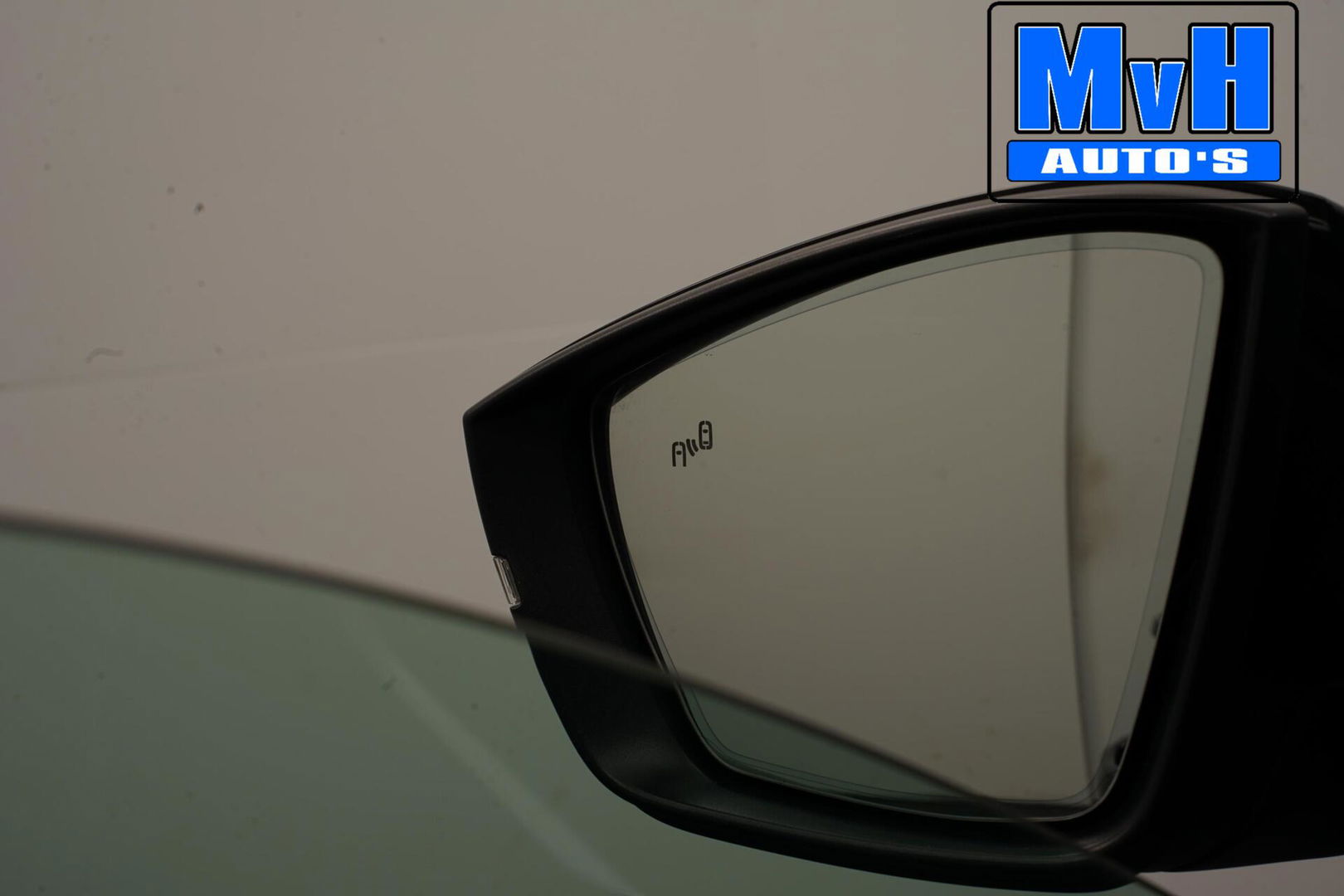 Škoda Karoq 1.0 TSI Style Business|PANO|LUXE!|TREKH|LED|ACC