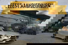 Mercedes-Benz A-Klasse - A220 Benzine AMG 190pk Panoramadak Widescreen Night pakket 19" LMV Sfeerverlichting